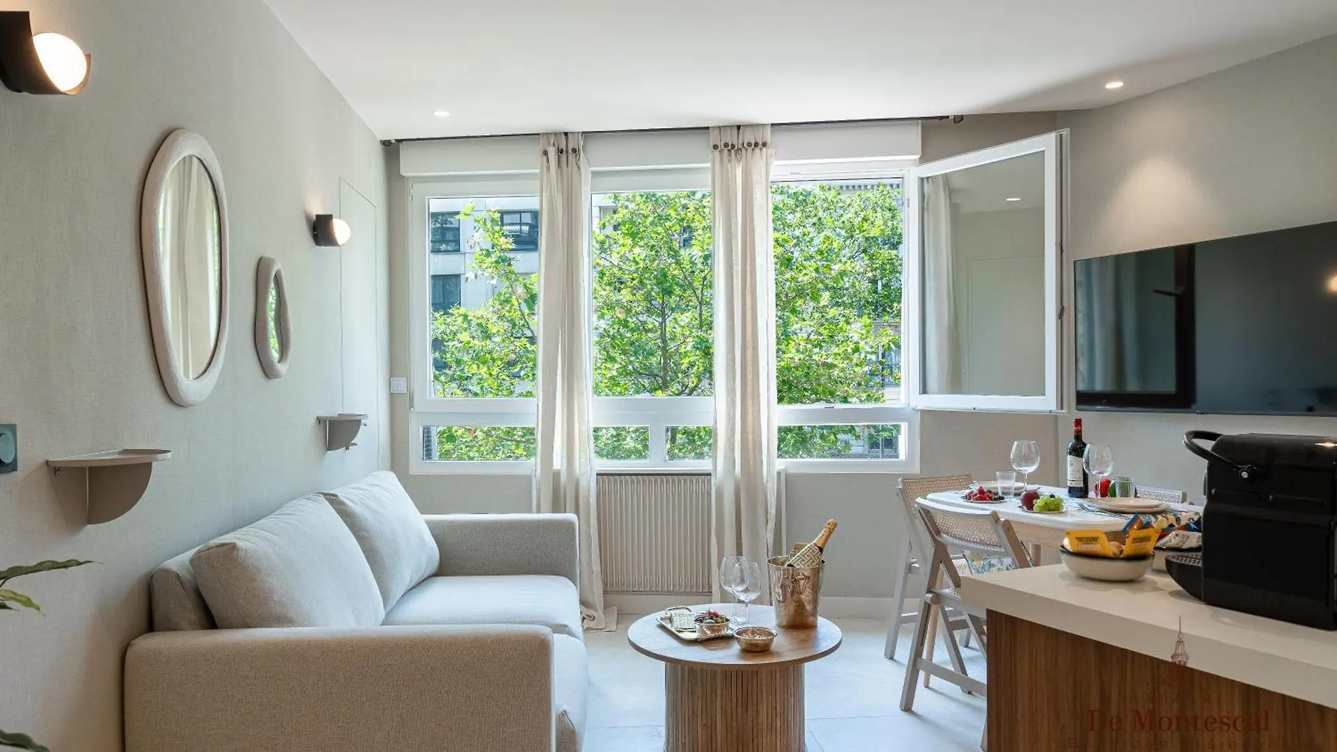 De Montescal Montparnasse Ac Appartment In A Prime Location 22 -36M2 Paris 0*,  France