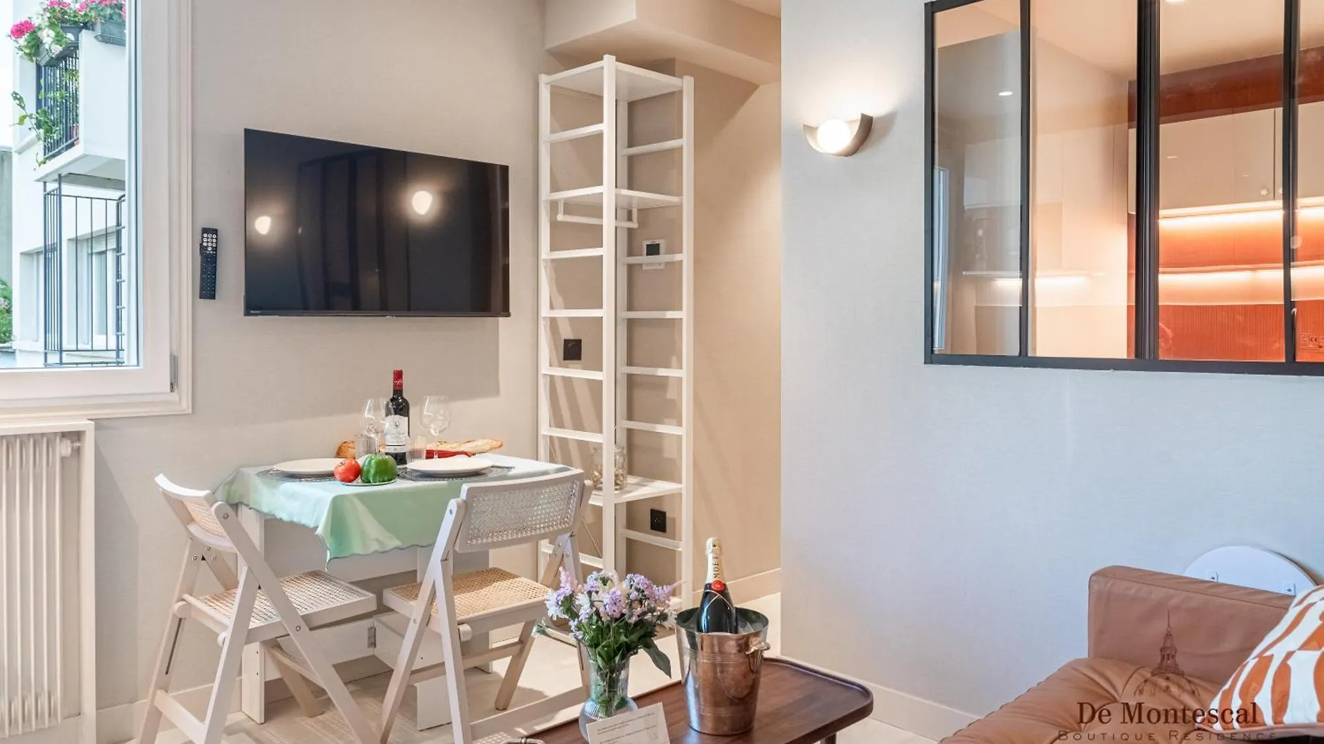 De Montescal Montparnasse Ac Appartment In A Prime Location 22 -36M2 Paris 0*,
