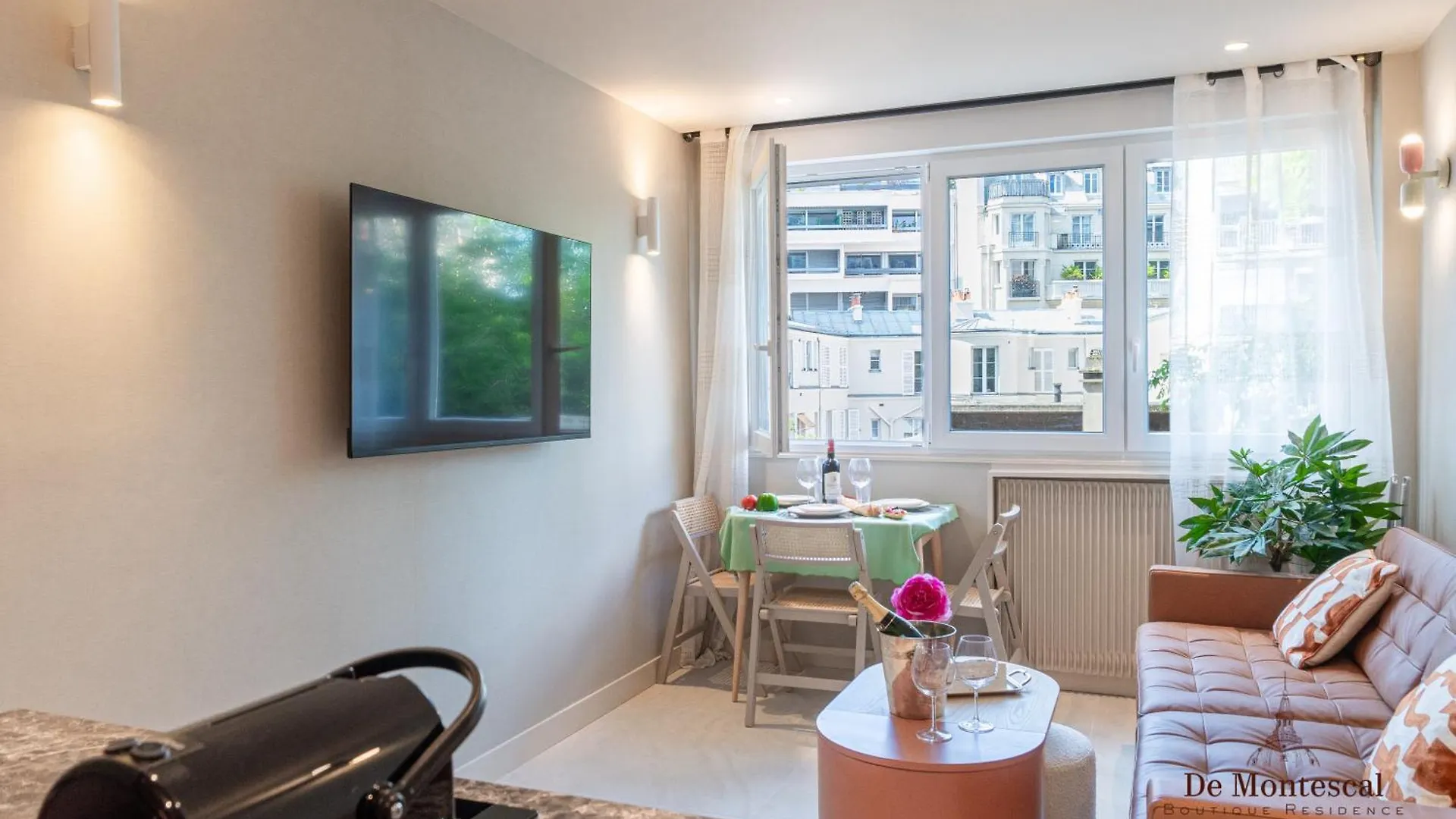 De Montescal Montparnasse Ac Appartment In A Prime Location 22 -36M2 Paris