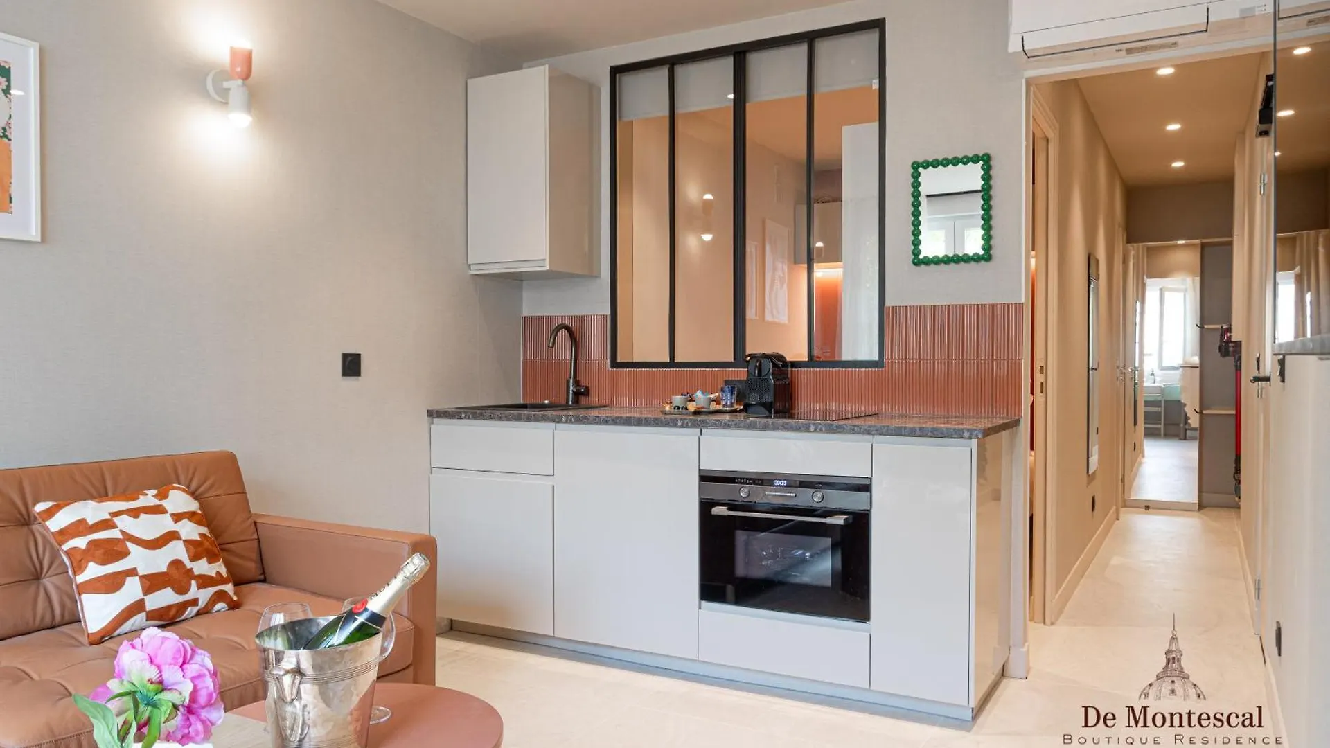 De Montescal Montparnasse Ac Appartment In A Prime Location 22 -36M2 Paris 0*,  France