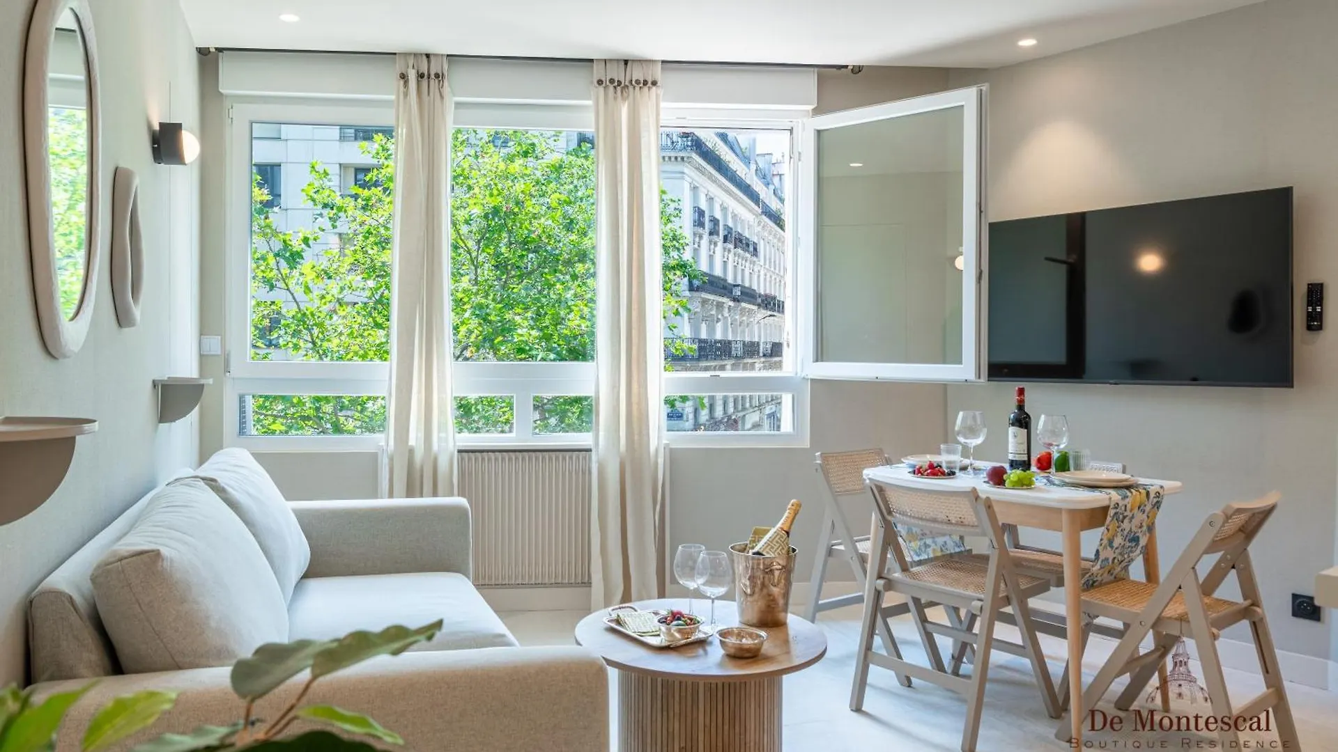 Apartment De Montescal Montparnasse Ac Appartment In A Prime Location 22 -36M2 Paris France